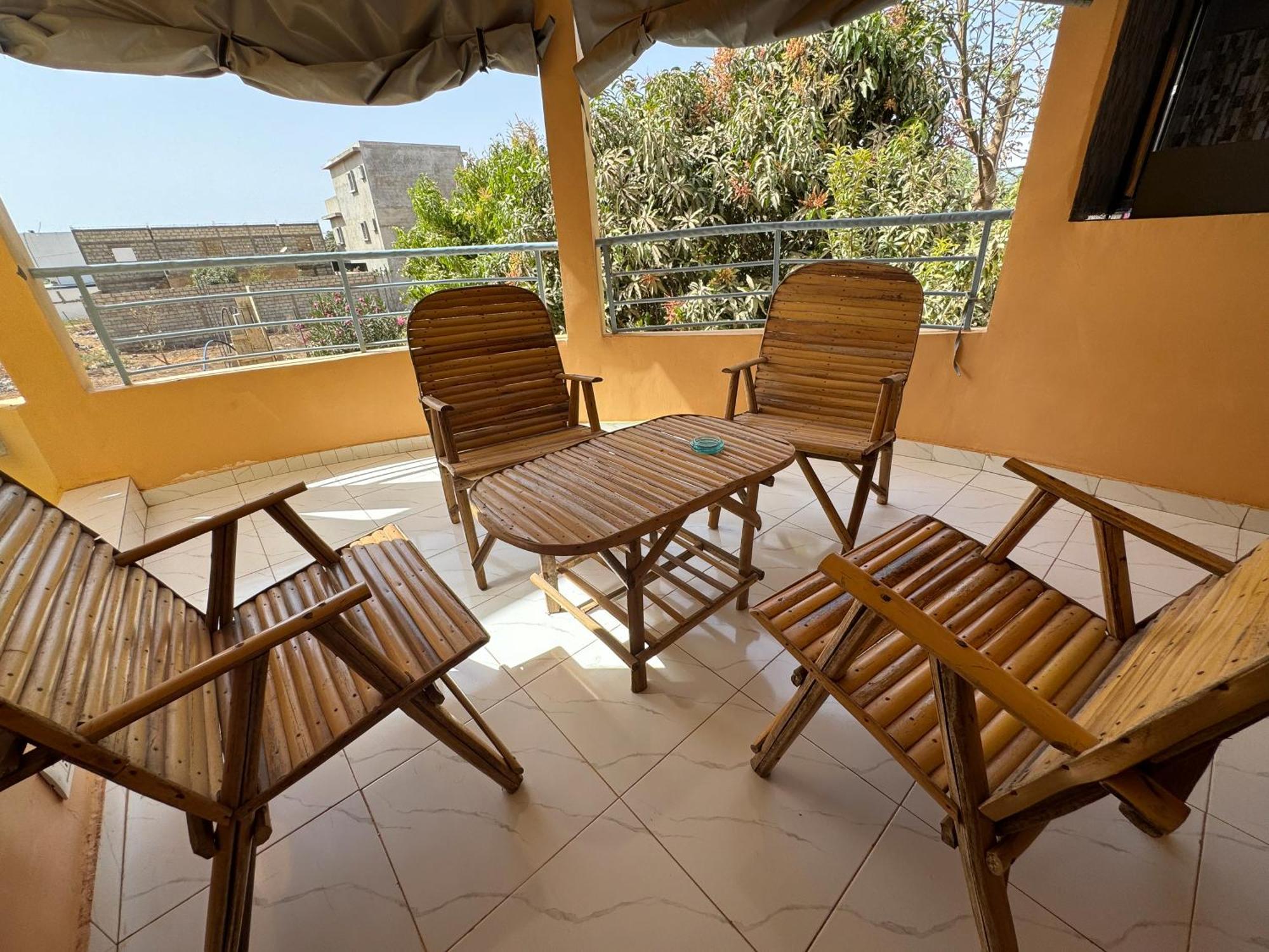 Keur Manga Apartment โซโมน ภายนอก รูปภาพ